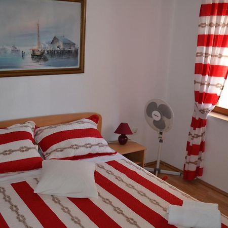 Holiday Apartments Lucic - Feels Like Home, Away From Home Razanj Ngoại thất bức ảnh