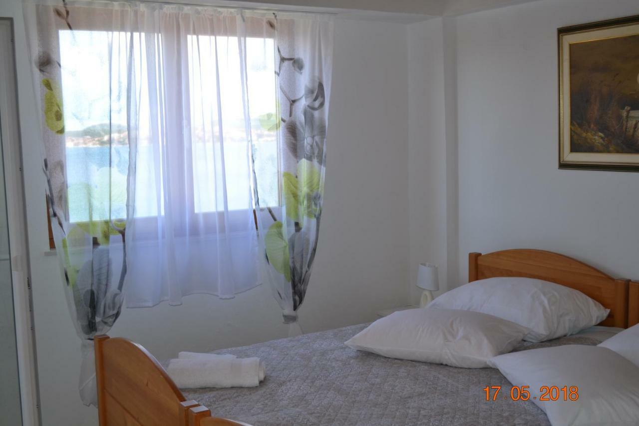 Holiday Apartments Lucic - Feels Like Home, Away From Home Razanj Ngoại thất bức ảnh