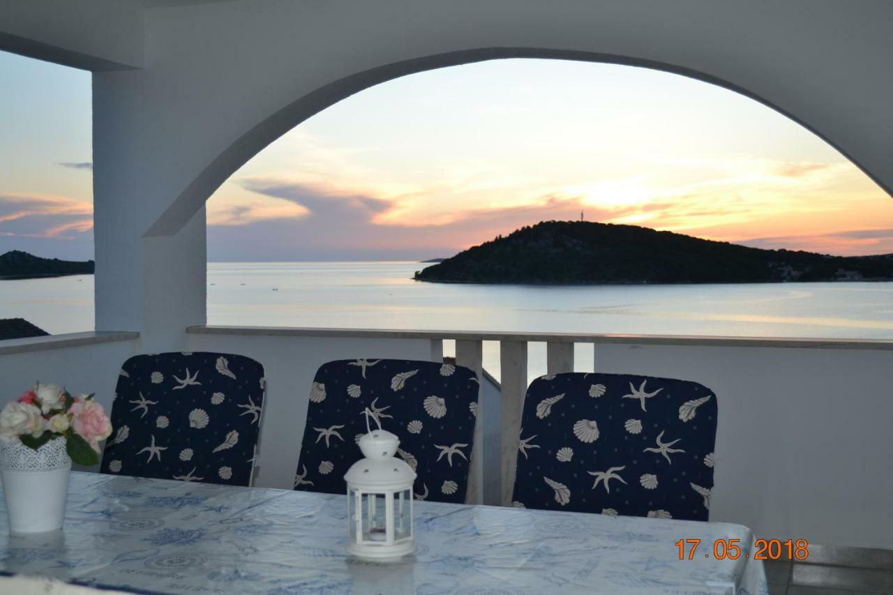 Holiday Apartments Lucic - Feels Like Home, Away From Home Razanj Ngoại thất bức ảnh